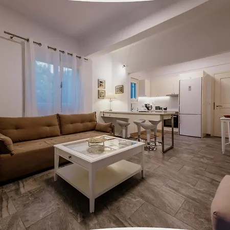 Chrisi - 500 Sqm Private Gardens & Nature View - 300m By The Sea *