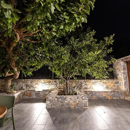 Chrisi - 500 Sqm Private Gardens & Nature View - 300m By The Sea بيت للعطل Almirida